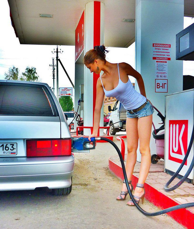 Jayde nicole nudewl washing her car