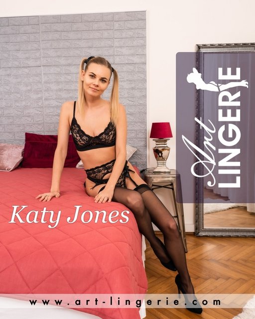 Katy Jones - 10204 - 127 pics - 5600px - 14 March 2022 
