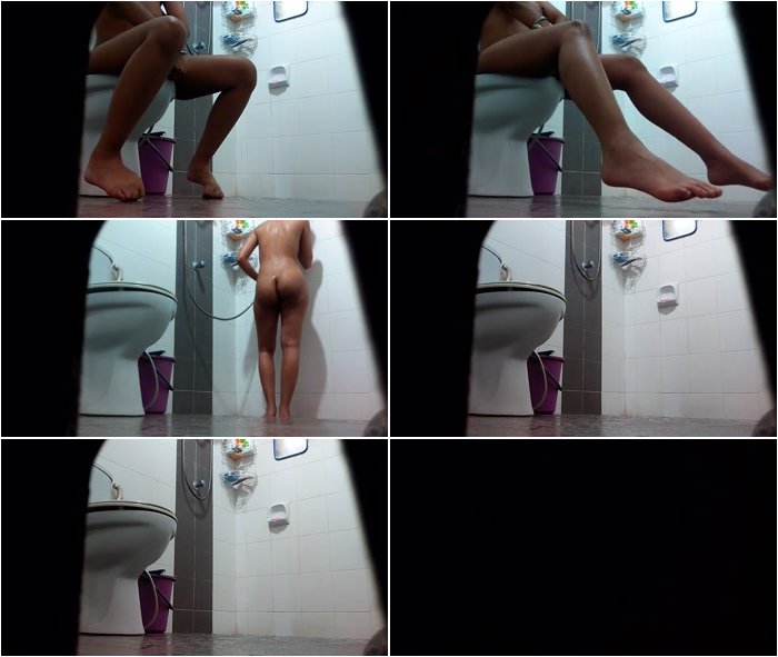 hidden-cam-films-sister-shower-masturbating-3.jpg