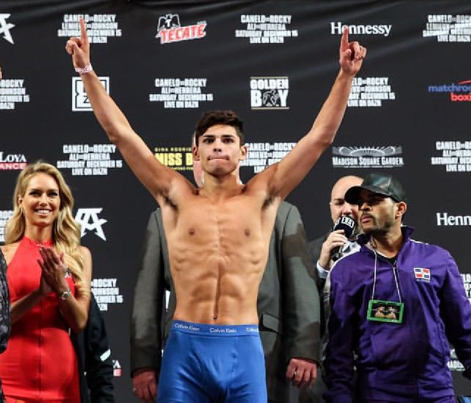 20 YO Ryan Garcia - Famousmales