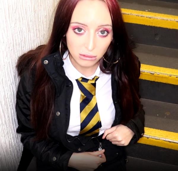 Teen schoolgirl sucks cock and takes facial xxx pic