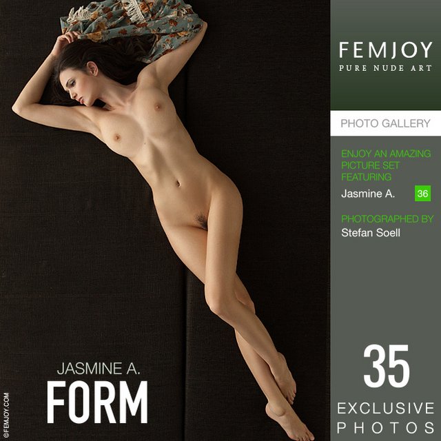 Jasmine A in Form x35 5500px 04-23-2022