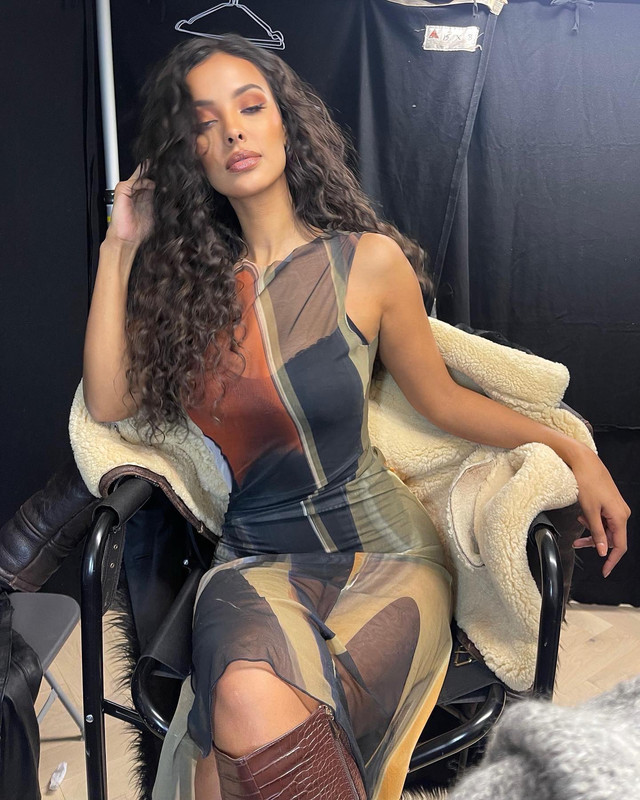 [Image: FL5q-M4b-XEAM2-Vt-D.jpg]