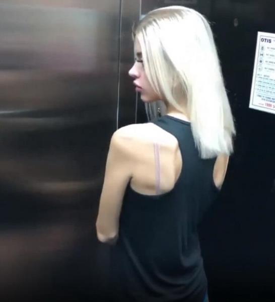 Freya Stein  - We Met In the Elevator  (FullHD)