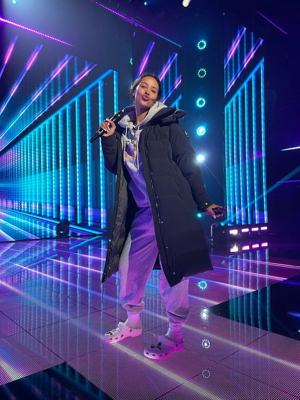 [Image: FFwm-9-LX0-AAf-Vlm.jpg]