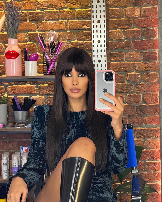 [Image: FNLXN3c-WYAIMv8f.jpg]