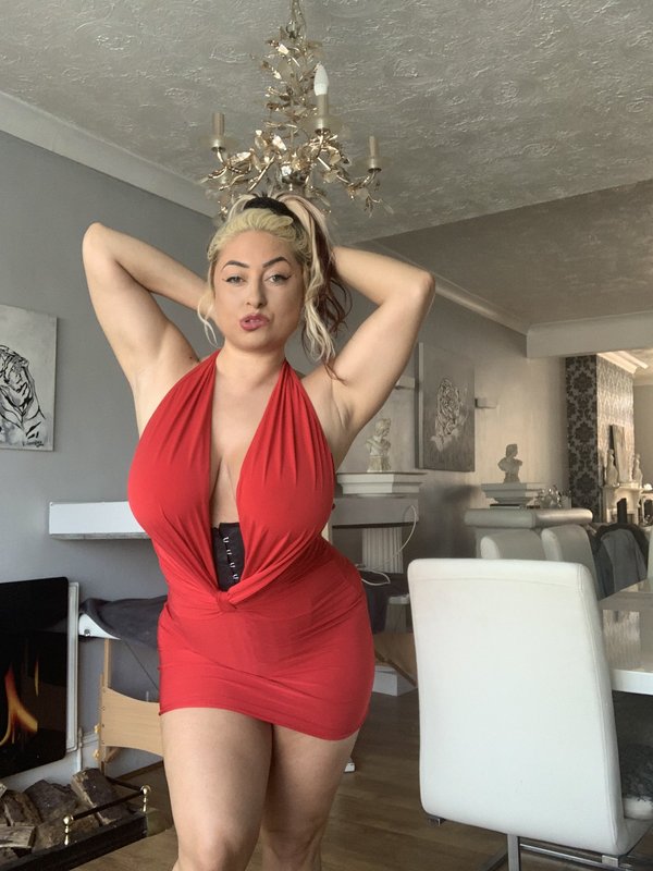 [Image: E1vu-XTw-WUAA-t-PI.jpg]