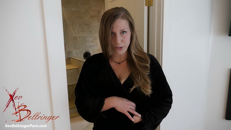 Xev Bellringer - Mommy Is Your Personal Pornstar [ManyVids/OnlyFans] (UltraHD 4K|MP4|3.31 GB|2021)