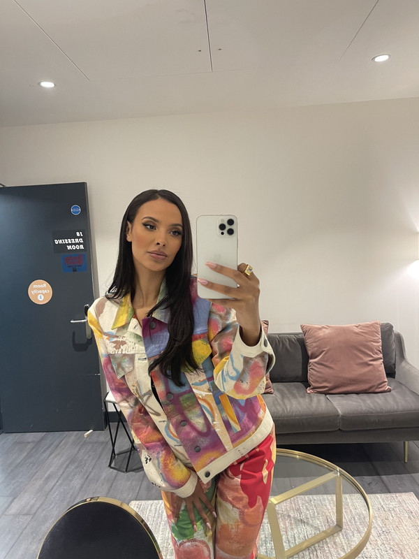 [Image: FGZK1-Nr-XIAATge-G.jpg]