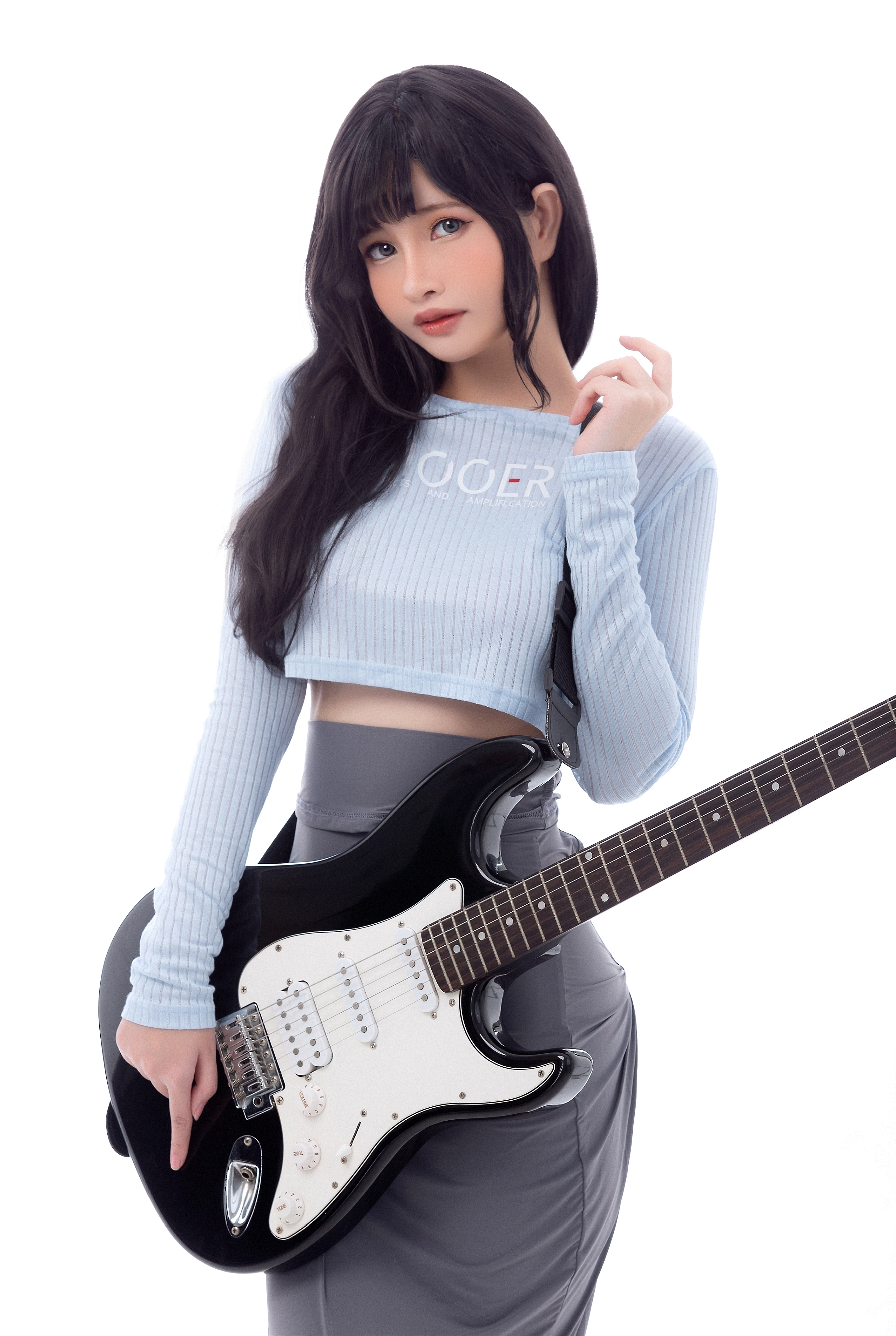 Guitar Sister by Azami