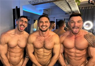 Dato Foland and Lucas y Luis XL