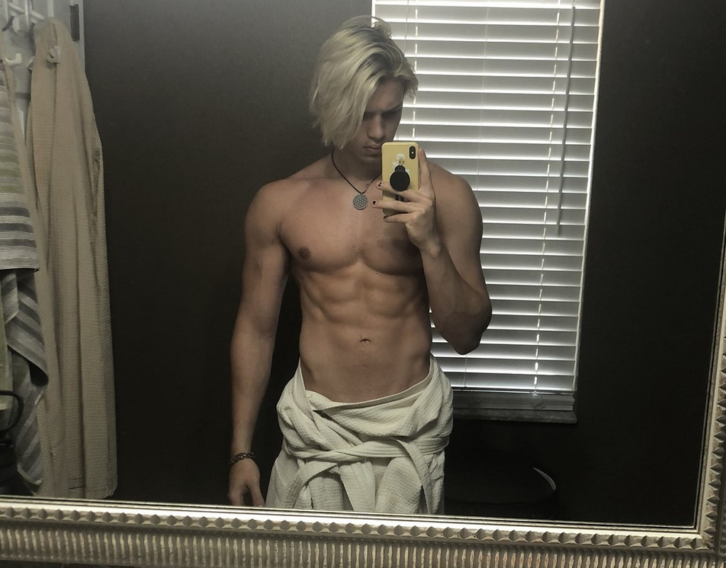 OnlyFans: Chase Stobbe (cmschse)[18 Videos]